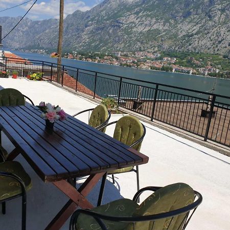 Apartman A&V Kotor Exterior foto